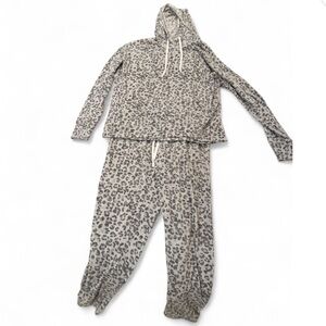 Leopard Print Women's Lounge Set